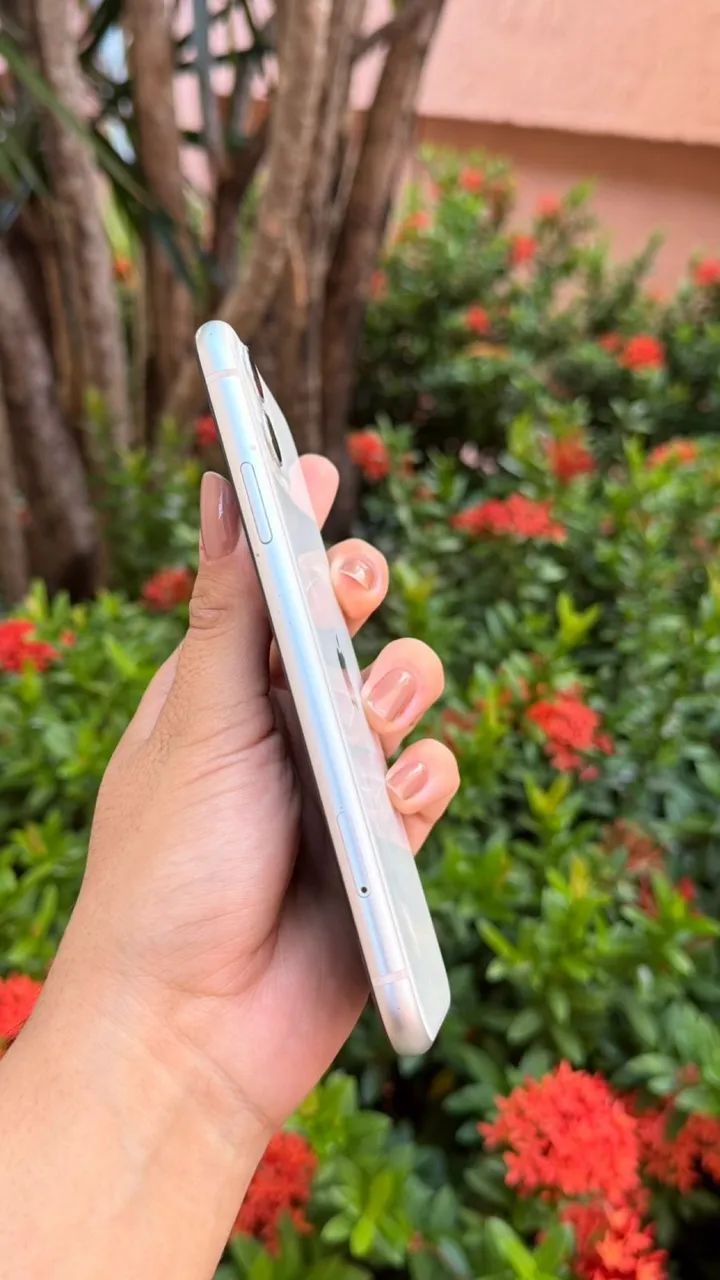 Vende se iPhone 11 - Foto 4