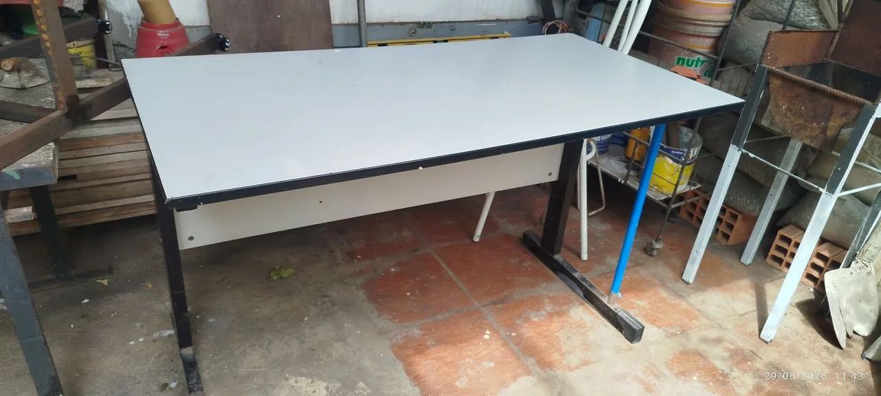 Escrivaninha/ mesa para escritório  - Foto 2
