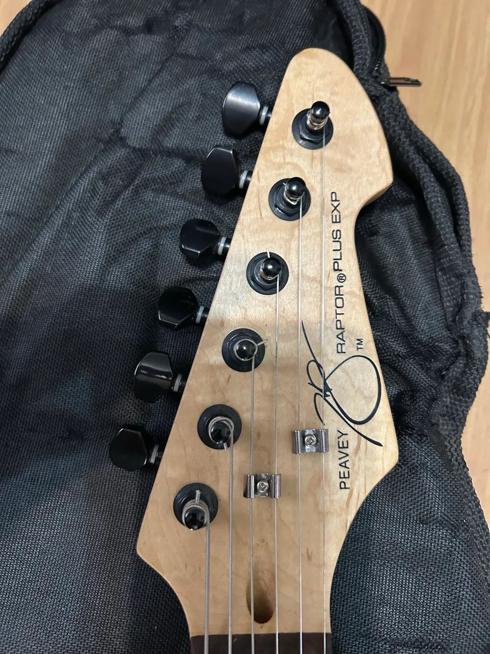 GUITARRA PEAVEY RAPTOR PLUS EXP COM UPGRADES - Foto 5