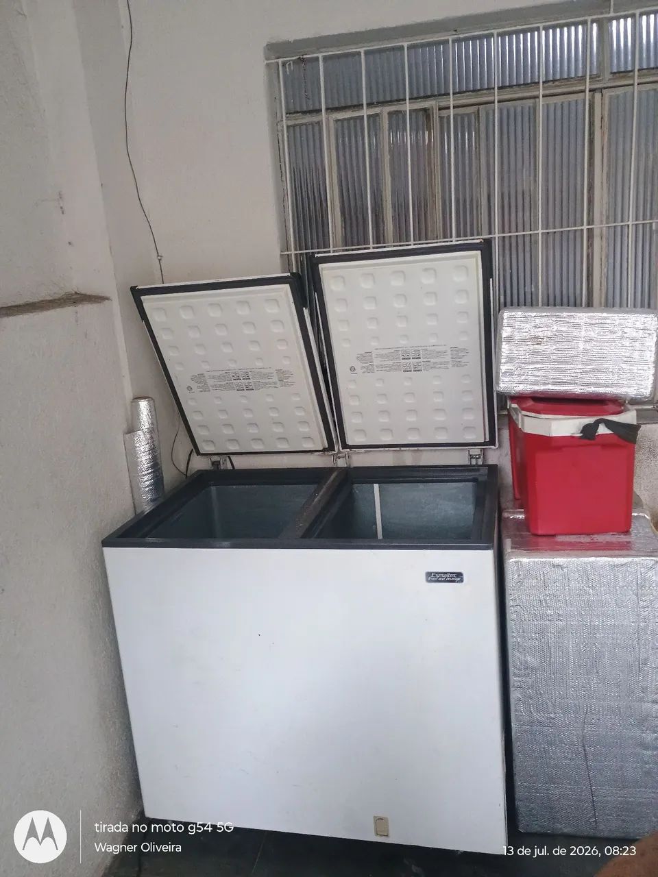 Vende se freezer 305L ótimo preço