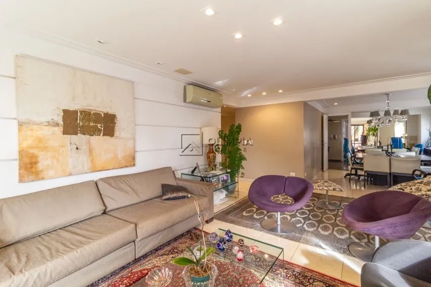 Venda Apartamento 3 Dormitórios - 216 m² Moema