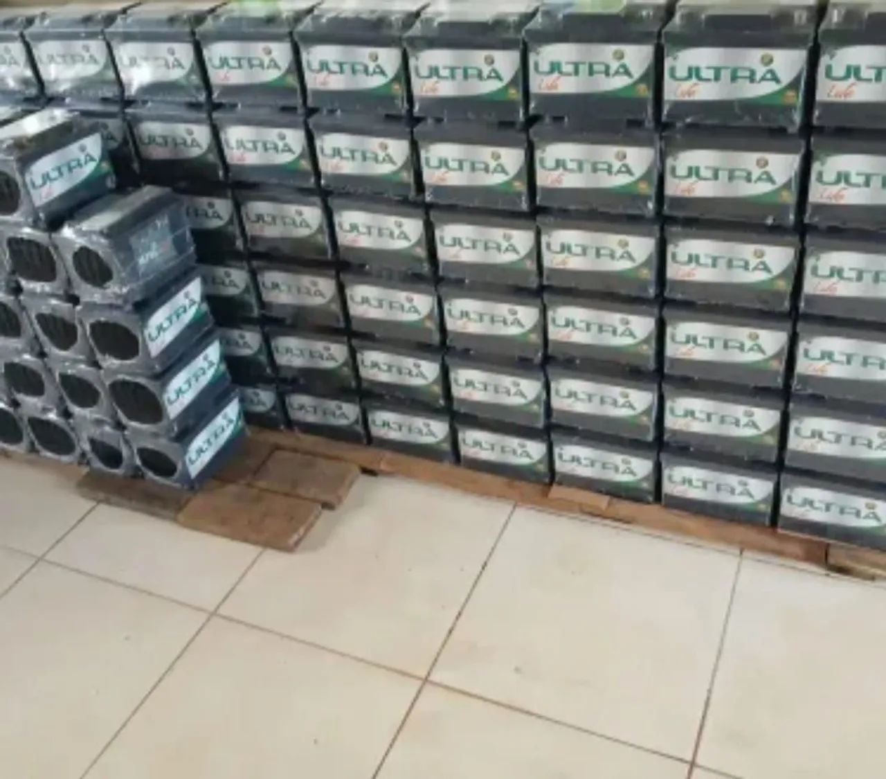 Bateria 60 nova R$ 190,00 