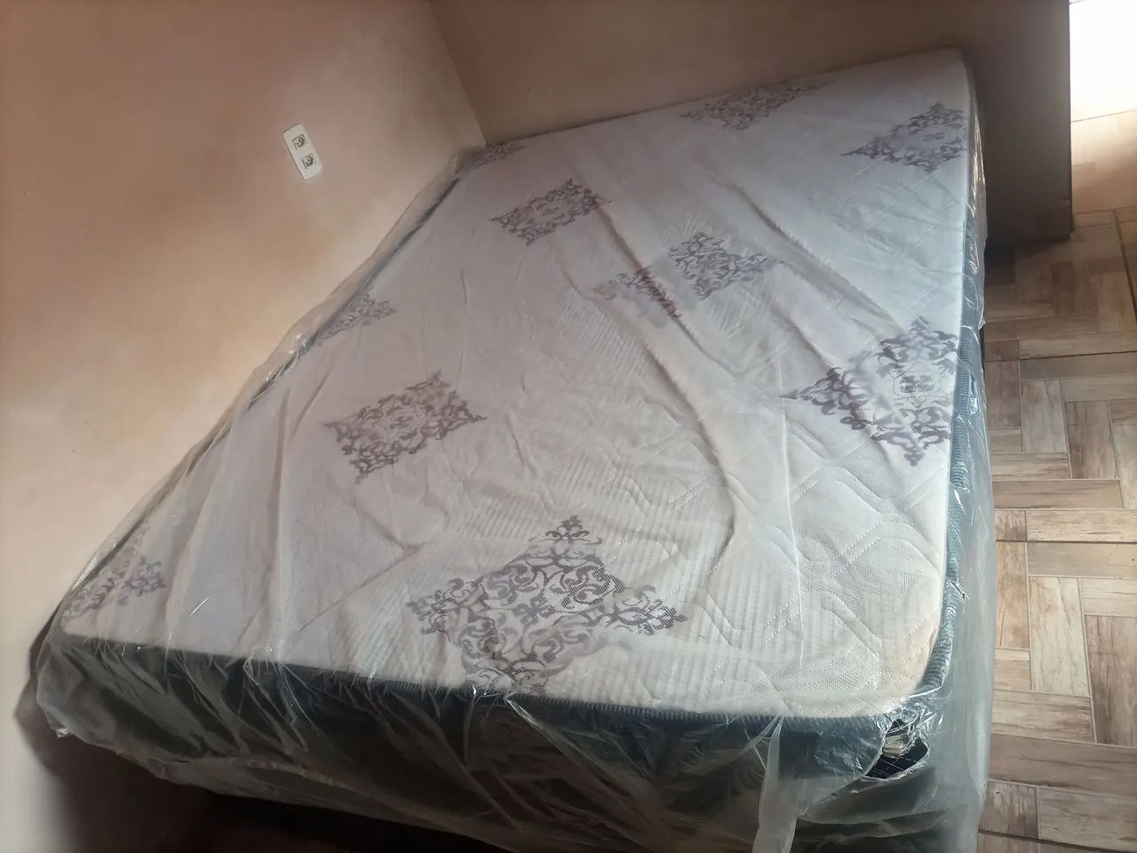 Cama casal semi-nova  - Foto 2