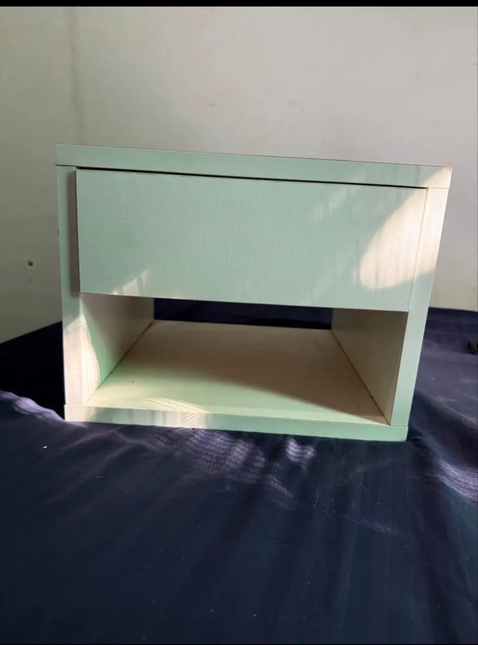 Mesa de cabeceira 