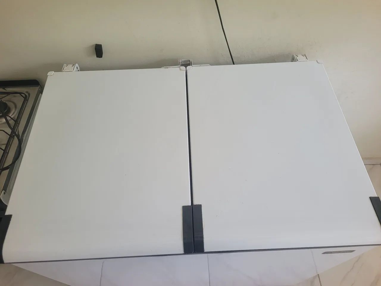 Frezer esmaltec 305l 127v - Foto 3