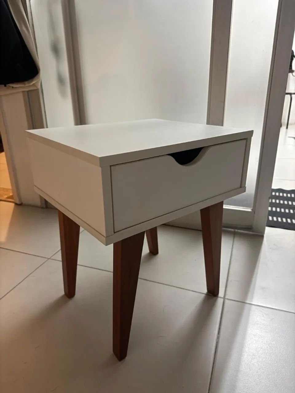 Mesa de Cabeceira TokStok - Foto 2