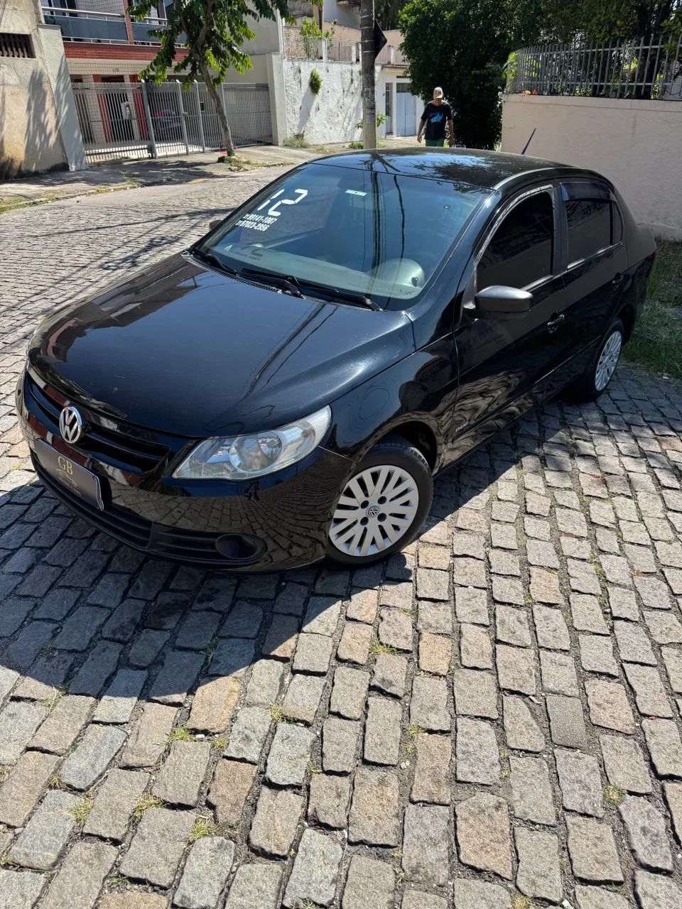 Volkswagen Voyage VOYAGE Trendline 1.0 T.Flex 8V 4p 2012