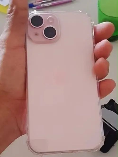 iPhone 15