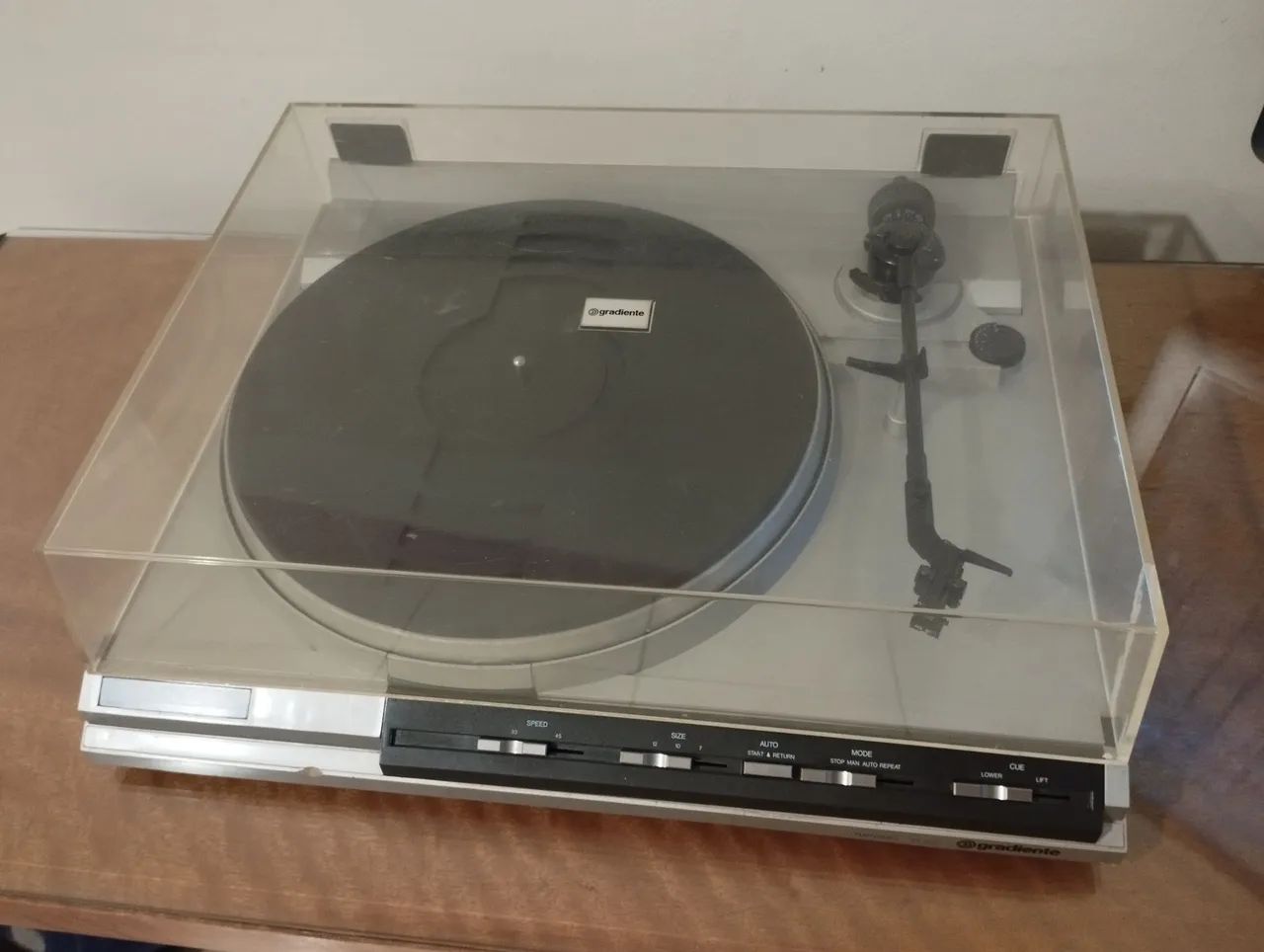 Toca-discos Gradiente TT-500