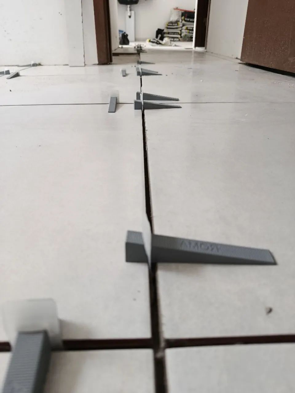 Pedreiro de empreita.?