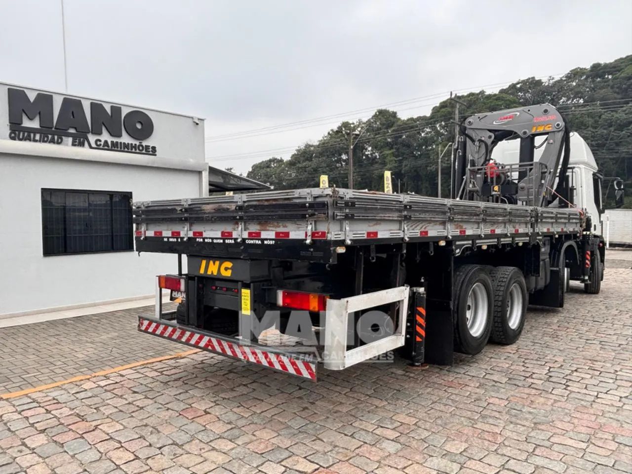 IVECO TECTOR  8X2 (Munck) - Foto 3
