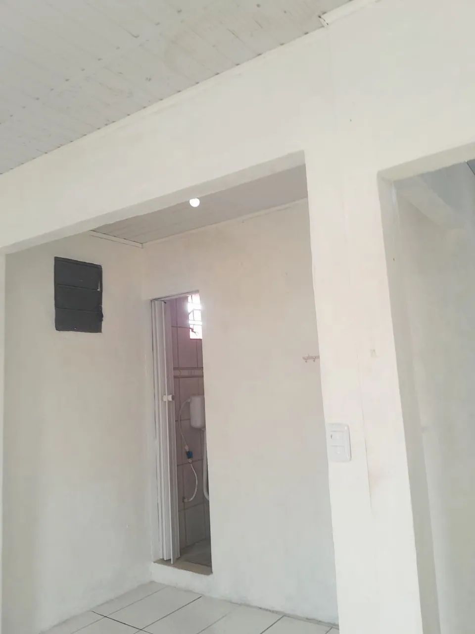 Aluga-se um quarto - Foto 3