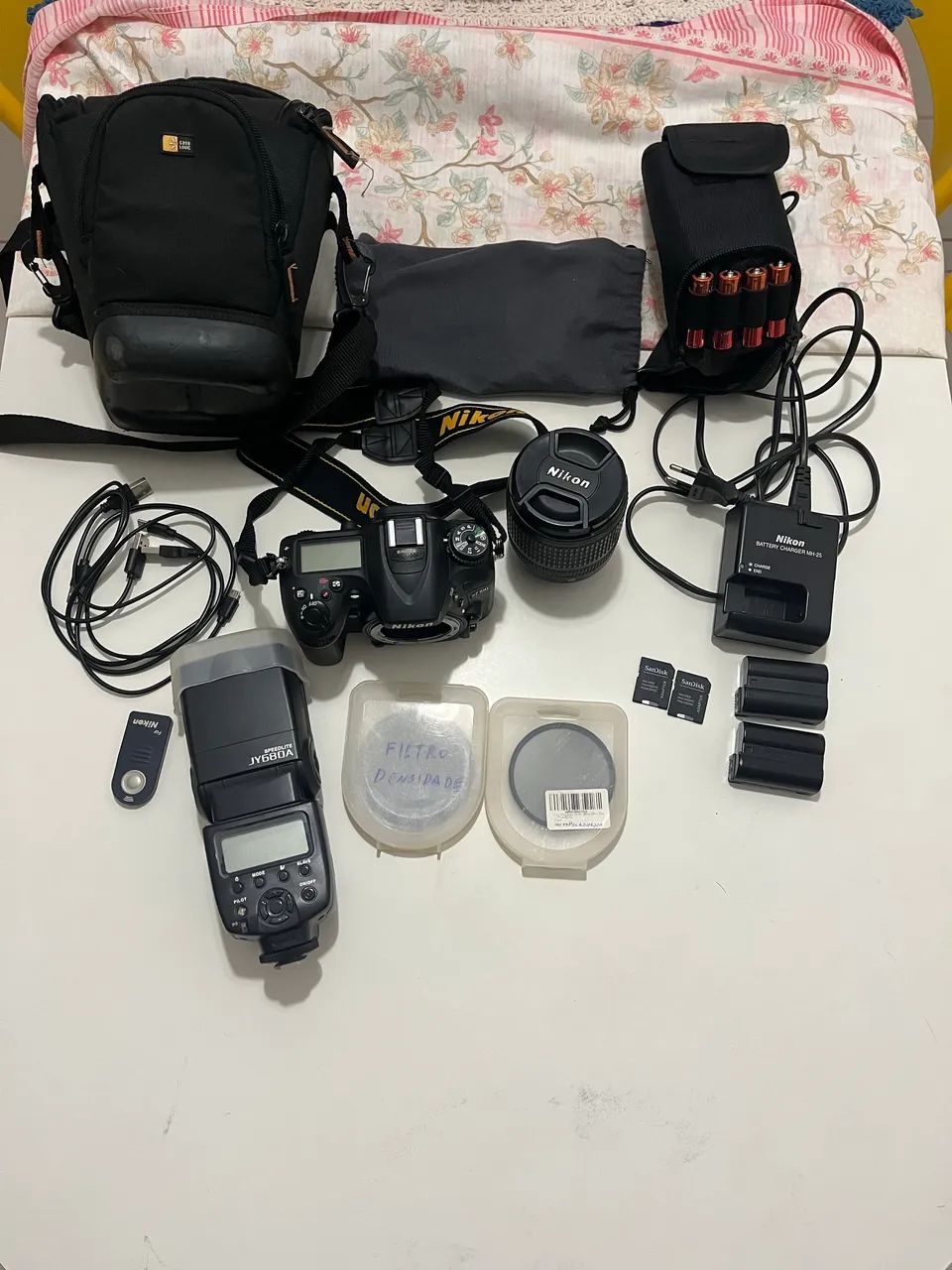 Nikon D7100 + Lente 18-105mm + Flash + 2 Baterias + Filtros +