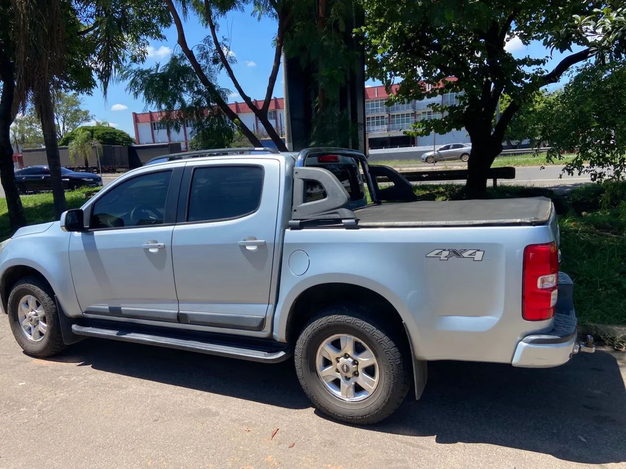 Chevrolet S10 2013 photo 3