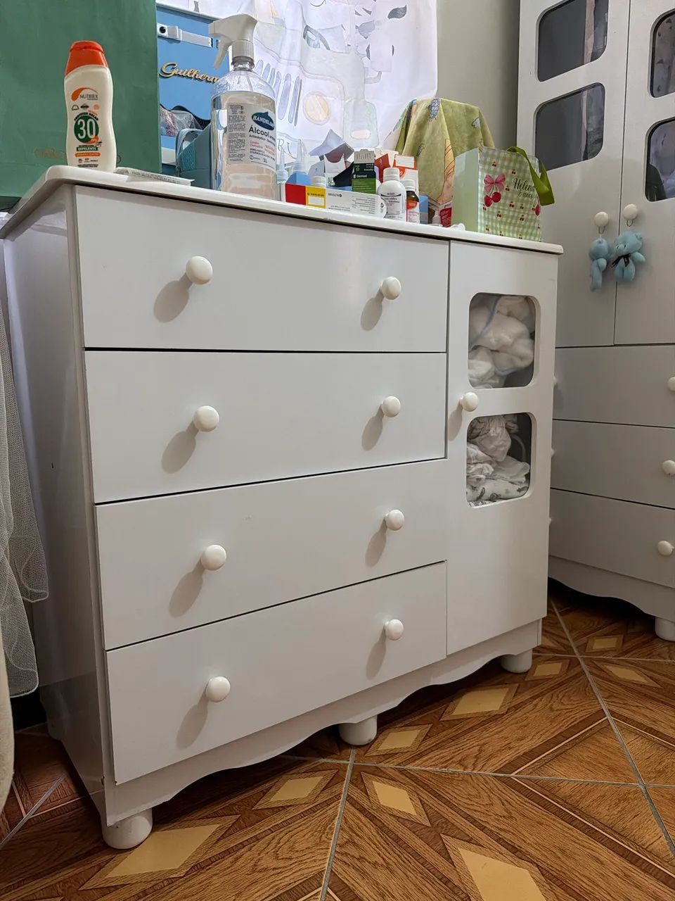 VENDO CÔMODA INFANTIL PEROBA  - Foto 4