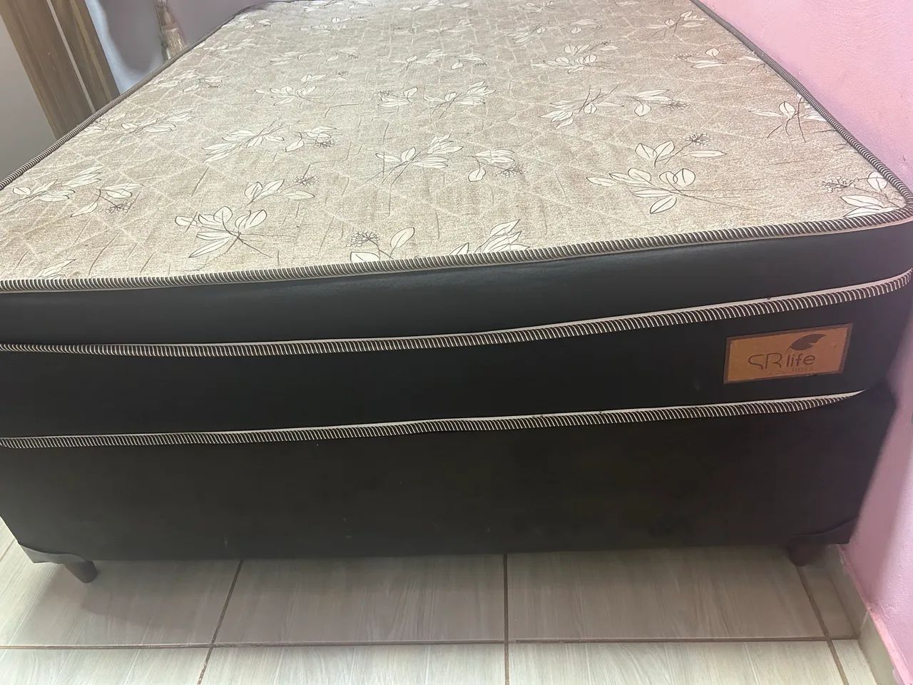 Cama de casal e colchão da cama - Foto 2