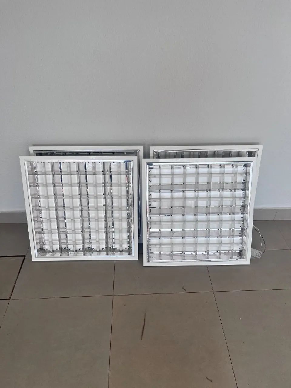 Luminária422080790167572481
