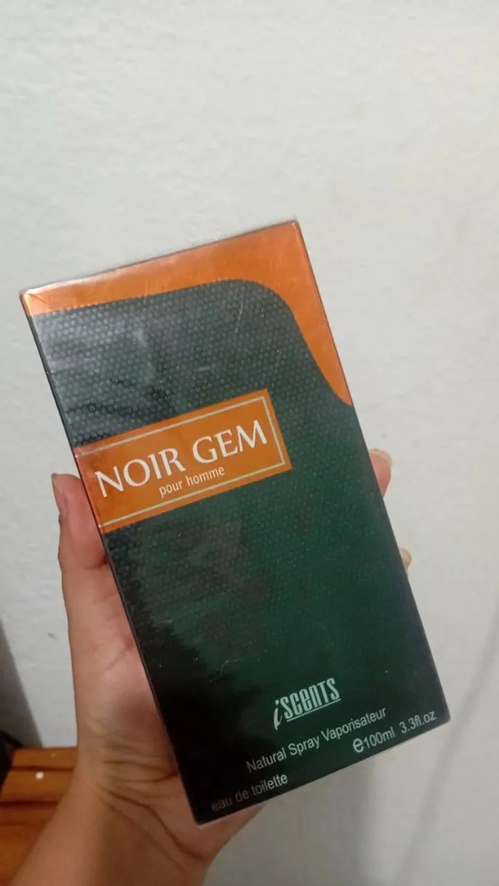 Vendo esses 3 perfume lacrados no precinho 