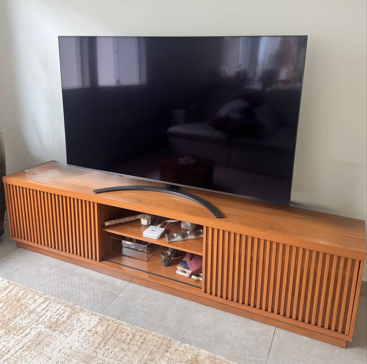 Rack Ripado Para Tv Até 85 Polegadas 100% Mdf 220cm 2 Portas - Foto 2