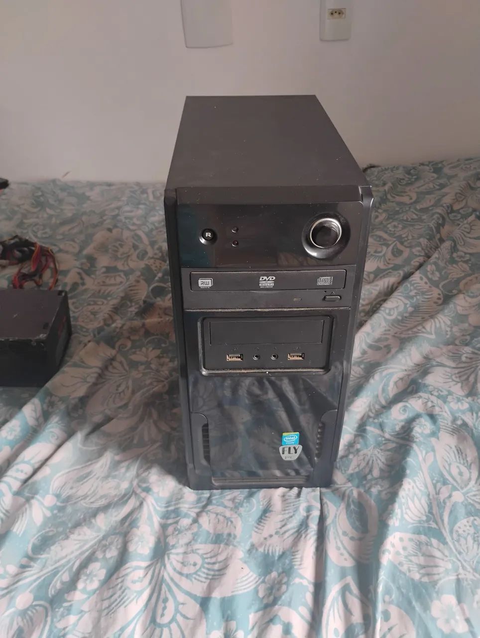 Gabinete e fonte 250w - Foto 3