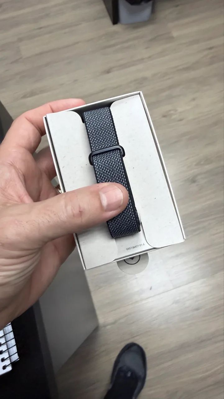 Pulseira Google Fitbit air Preta  - Foto 2