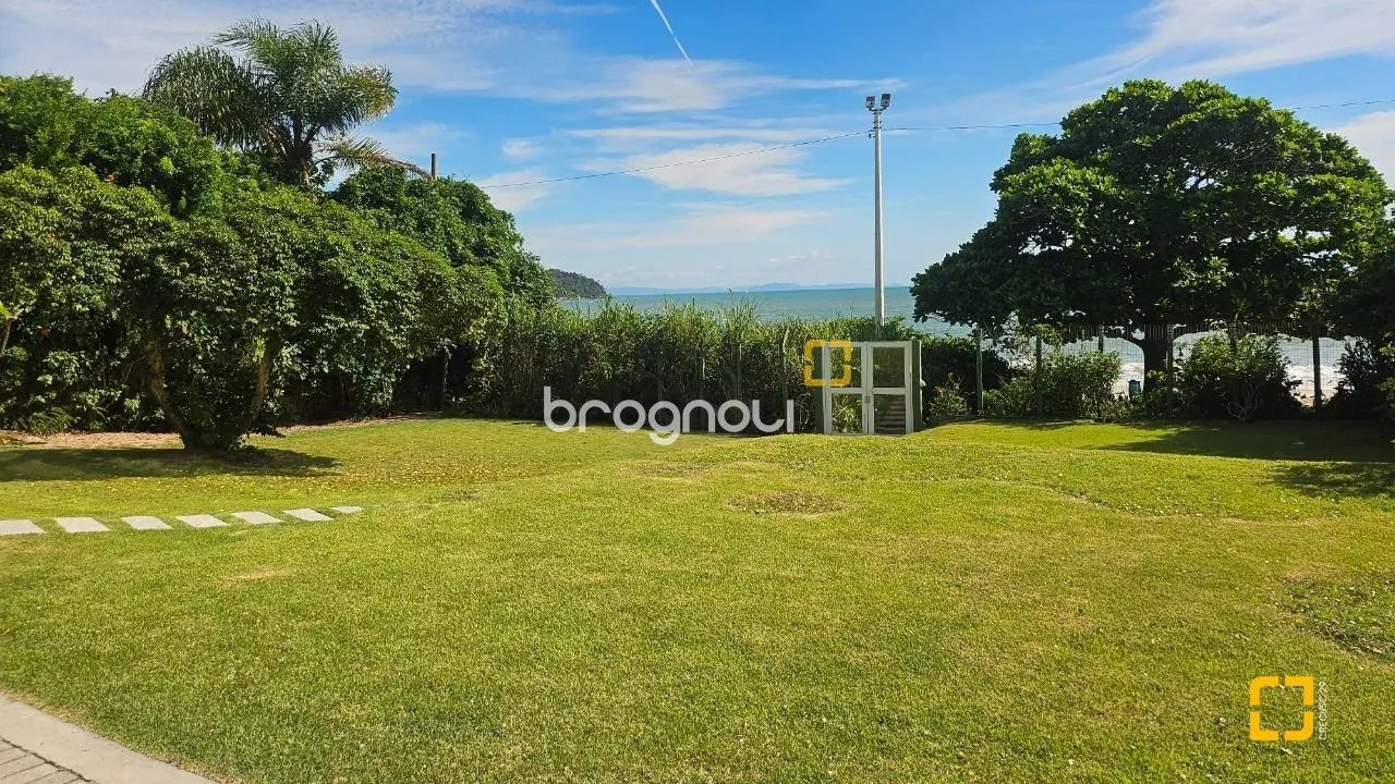Apartamento de 3 quartos à venda na Praia de Canasvieiras