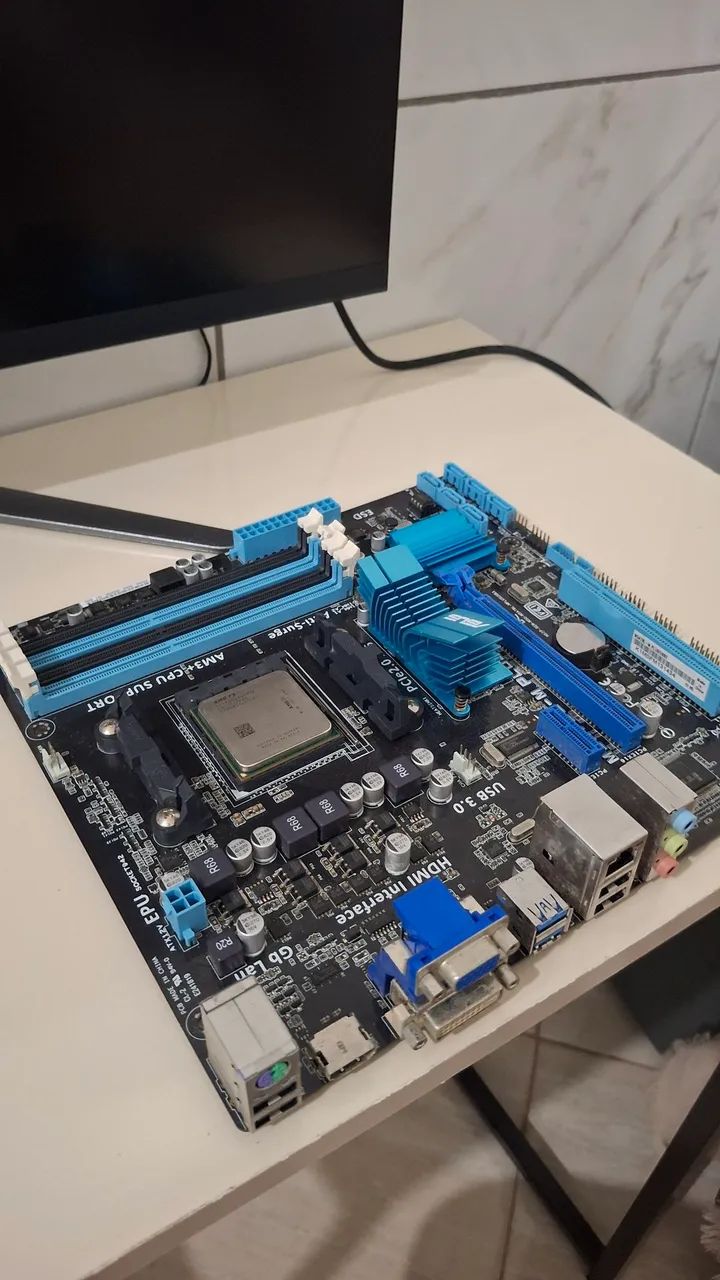 Placa Mãe Asus M5A7BL-M PLUS/USB3