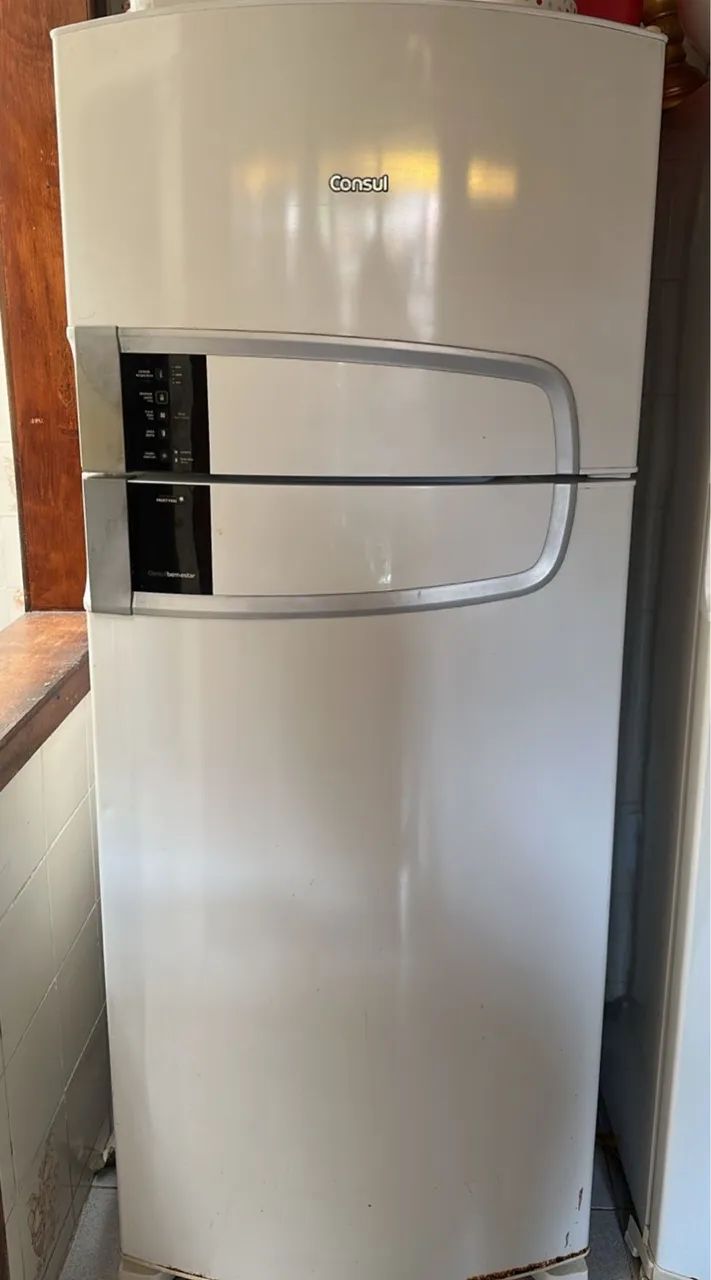 Vendo Geladeira e tv de 40 polegadas  - Foto 3