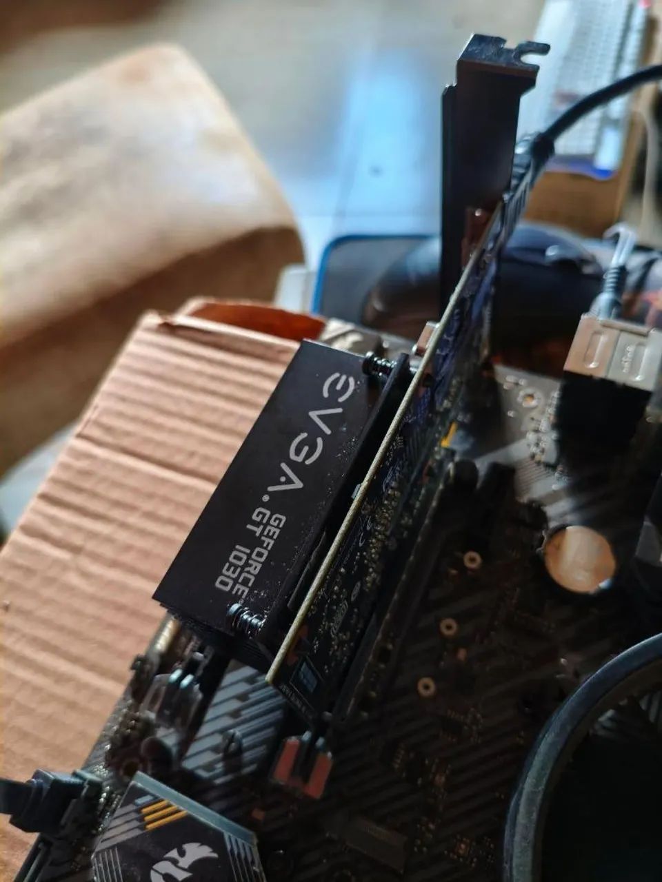 Gt 1030 ddr4 evga 2 GB - Foto 3
