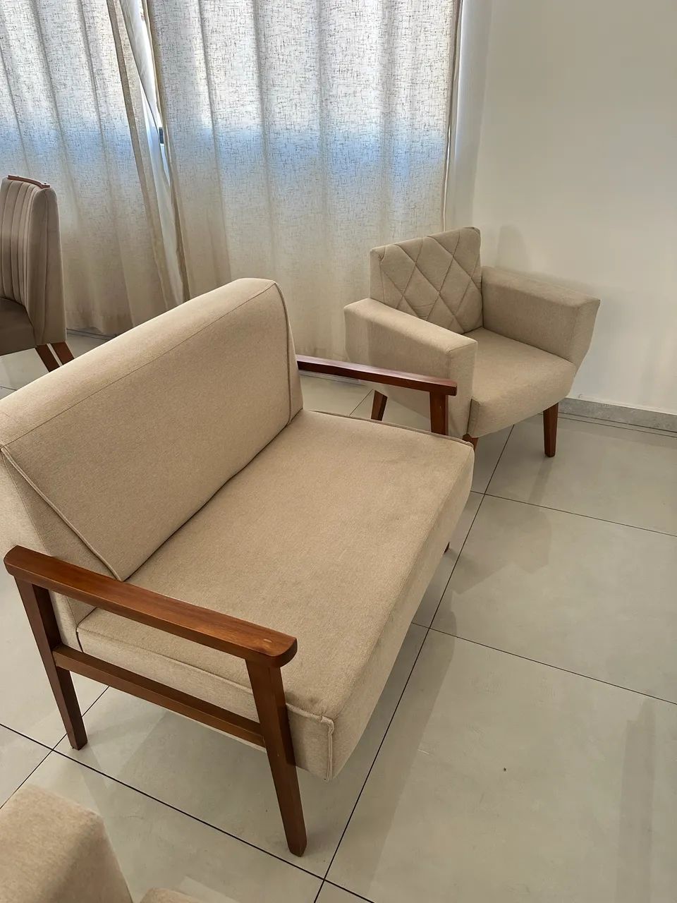 Sofá + poltronas 