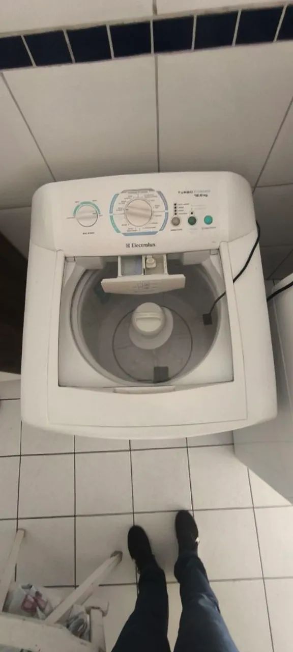 Máquina de lavar 12kg Electrolux Usada - Foto 2