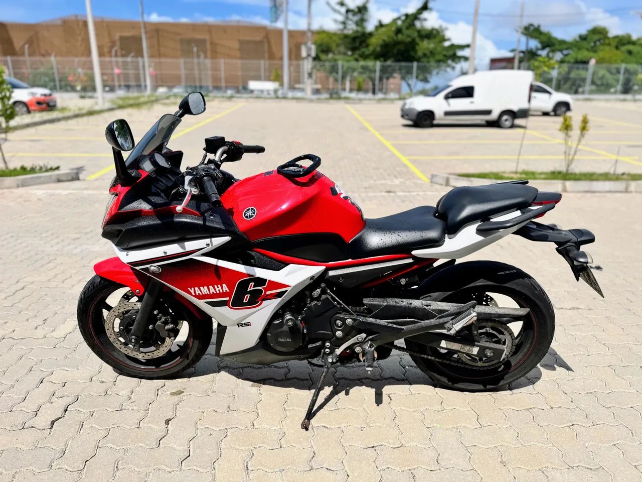 XJ6 F ABS 2016  - Foto 3