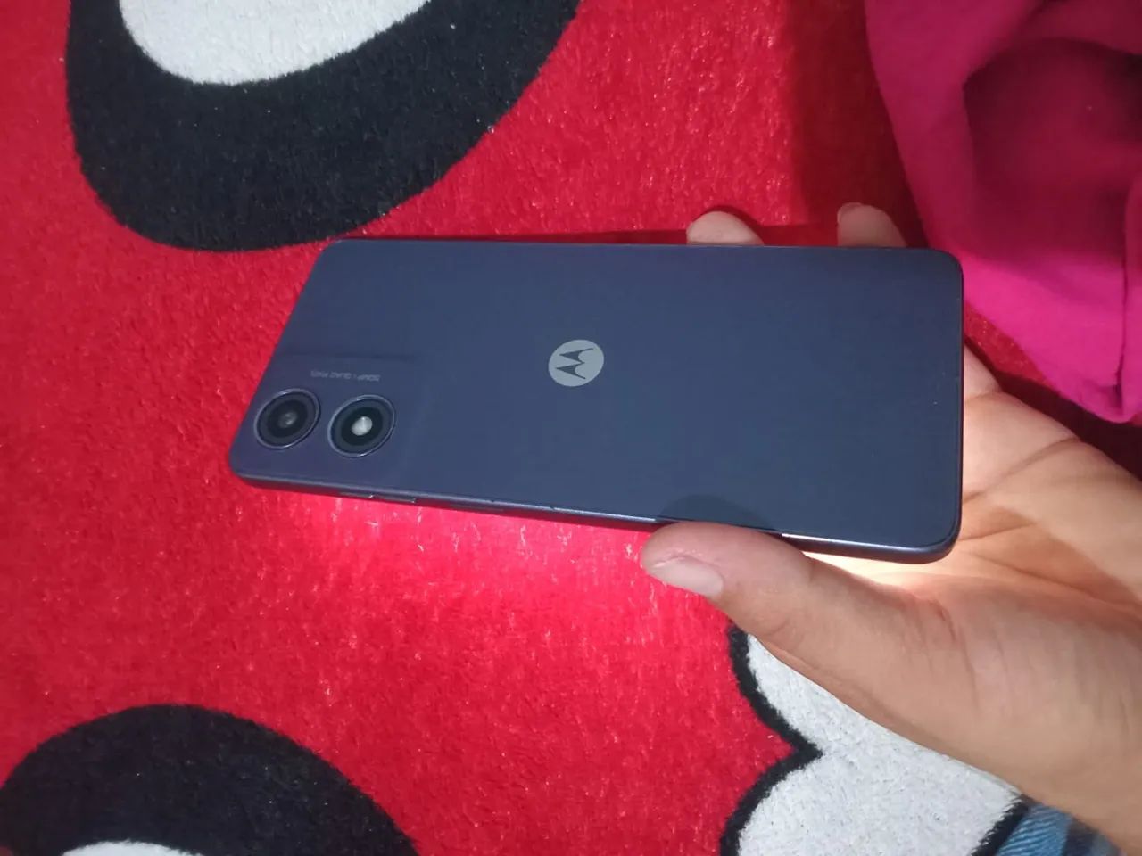 Celular semi novo , bastante conservado 