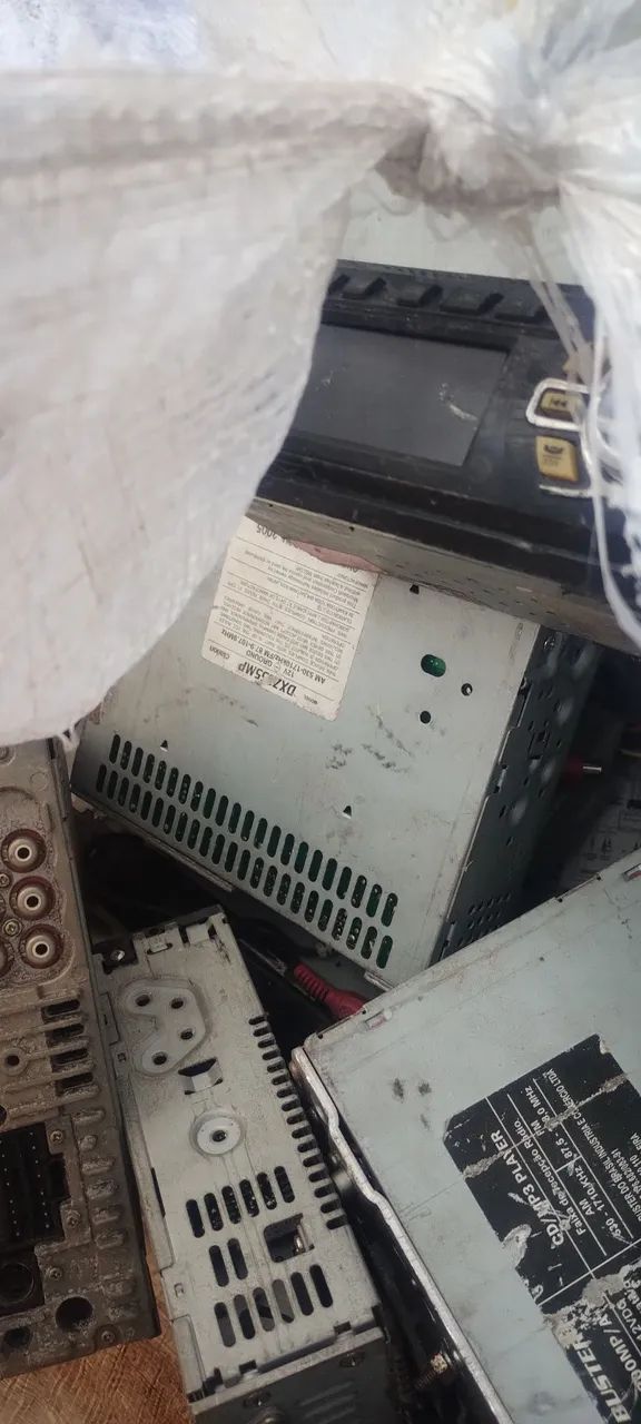 Rádio toca fitas retirada de peças  - Foto 3