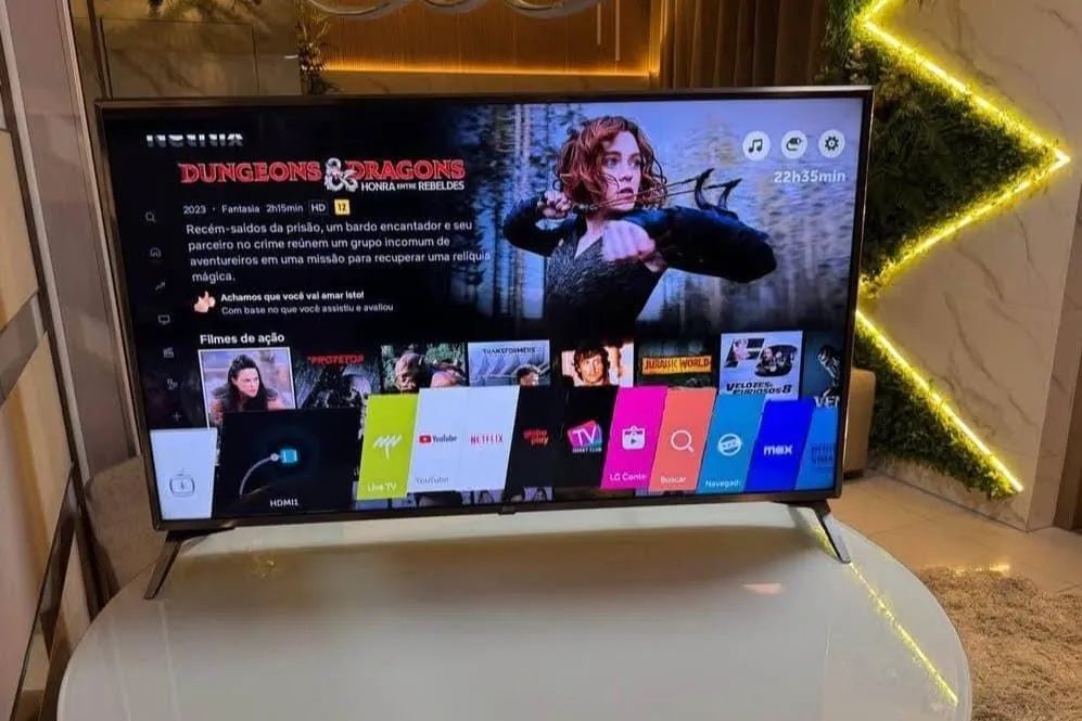 TV 43 polegadas smart com cabo controle todos apss YouTube e Netflix é d mais  - Foto 2