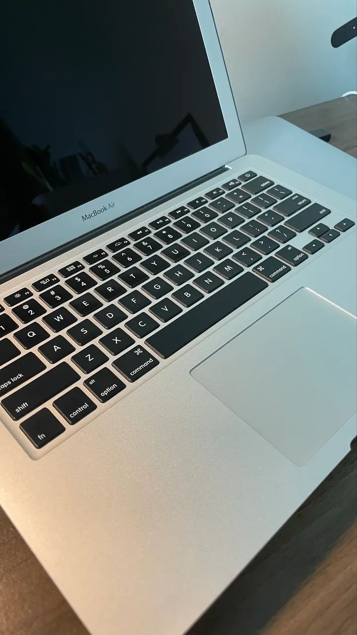 MacBook Air 13 Early 2015 (modelo A1466 / MacBookAir7,2