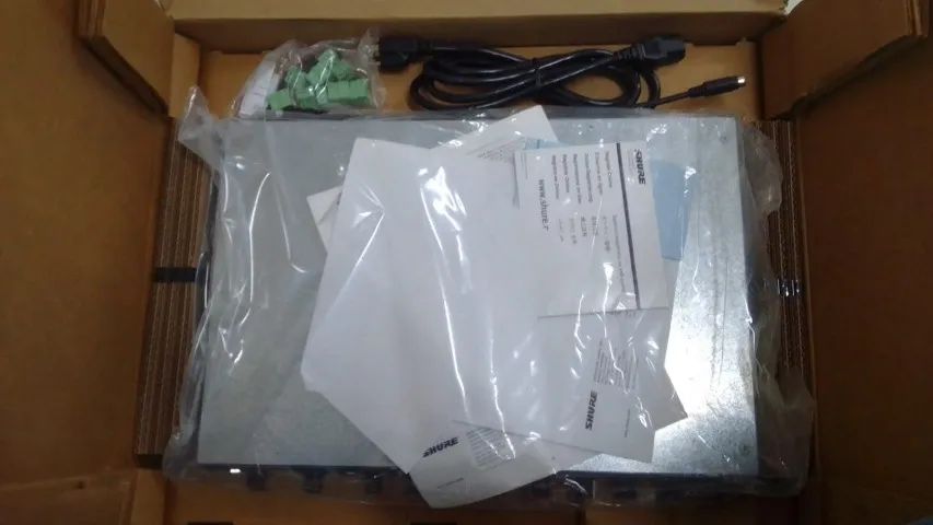  Shure SCM800 misturador de microfone de oito canais usado - Foto 4