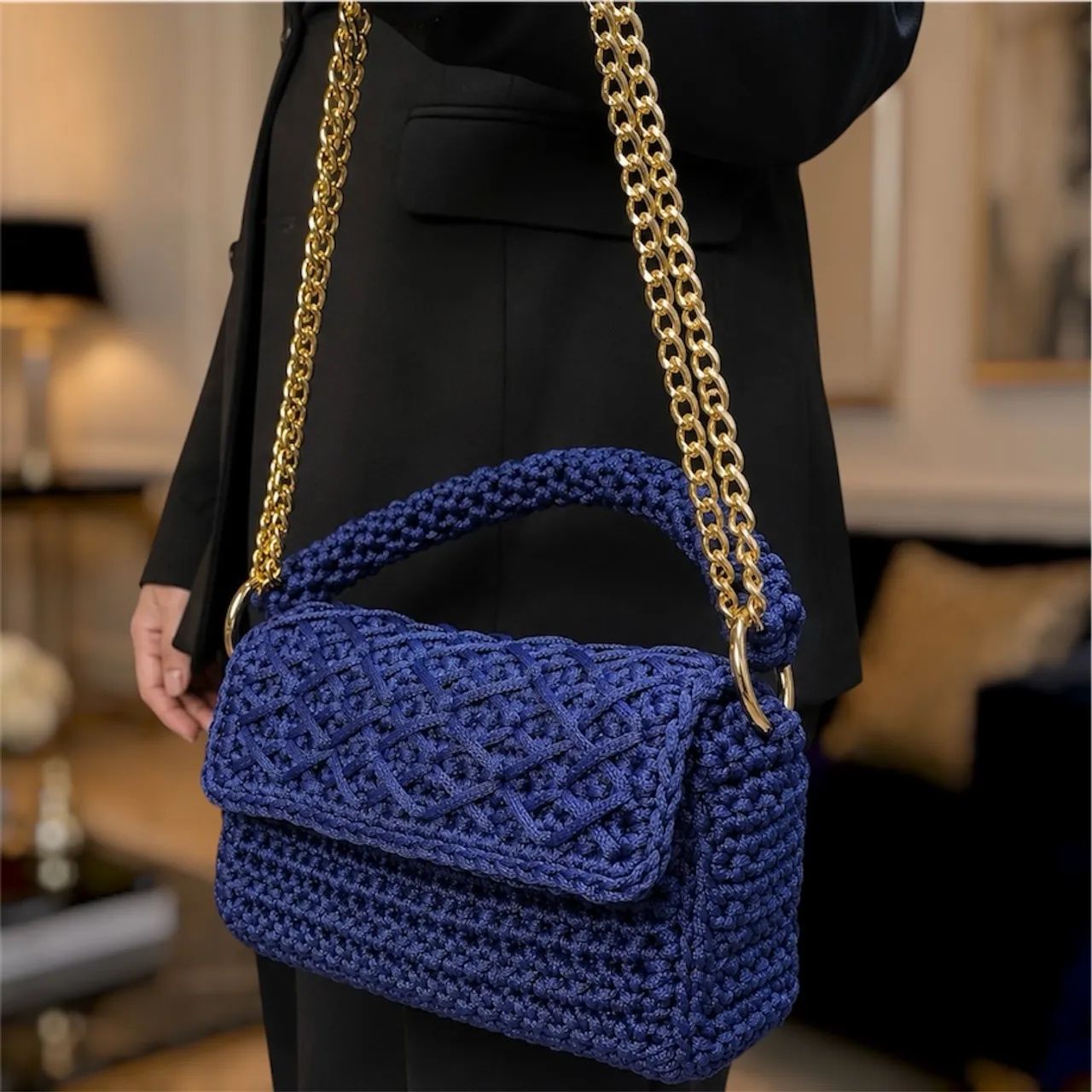 Bolsa de crochê sofisticada simples elegante de mão ou ombro