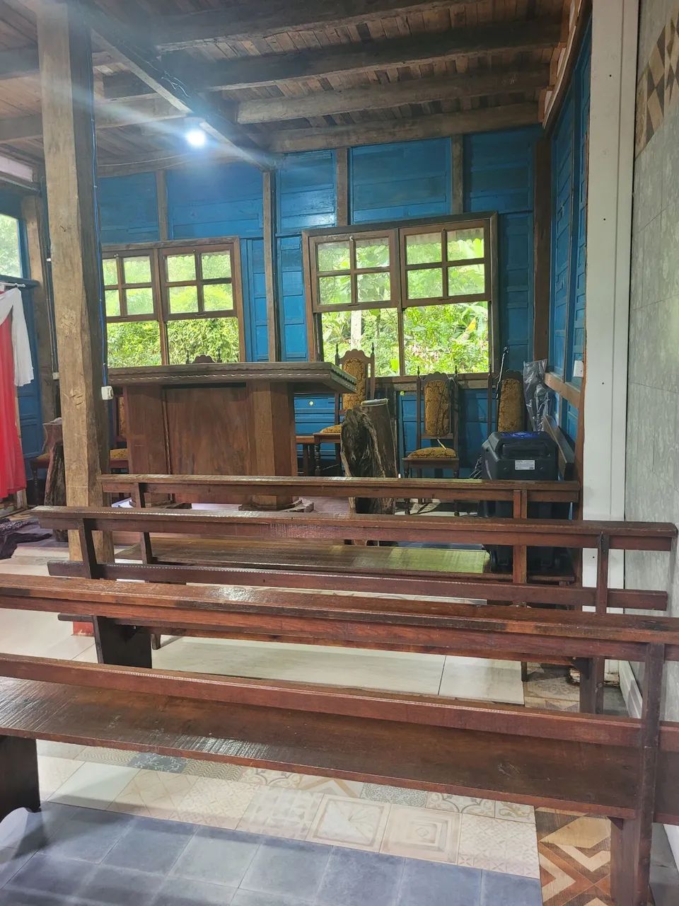 Itens pra igreja altar bancos cadeiras  - Foto 2