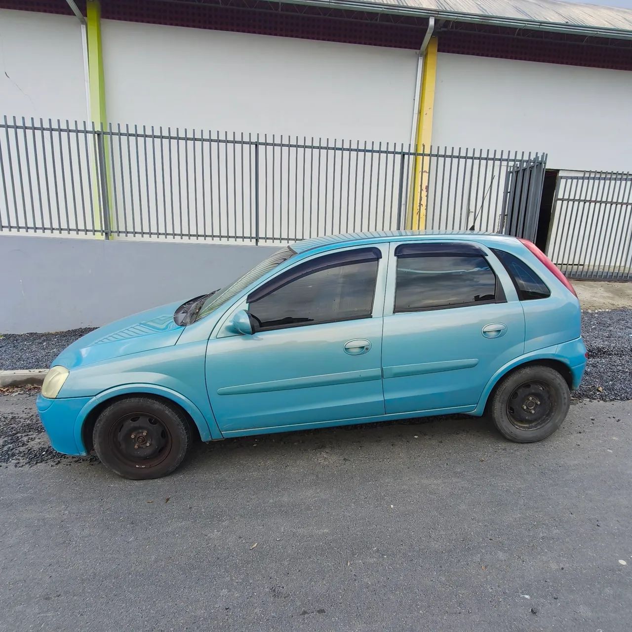 Chevrolet Corsa Corsa Hatchback 1.0 MPFI 8V 71cv 5p 2002
