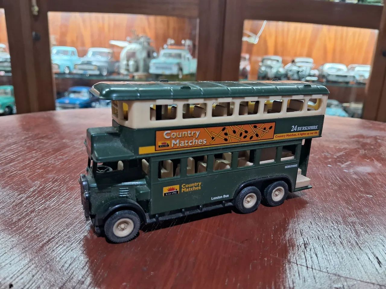 Miniaturas de ônibus raros  - Foto 5