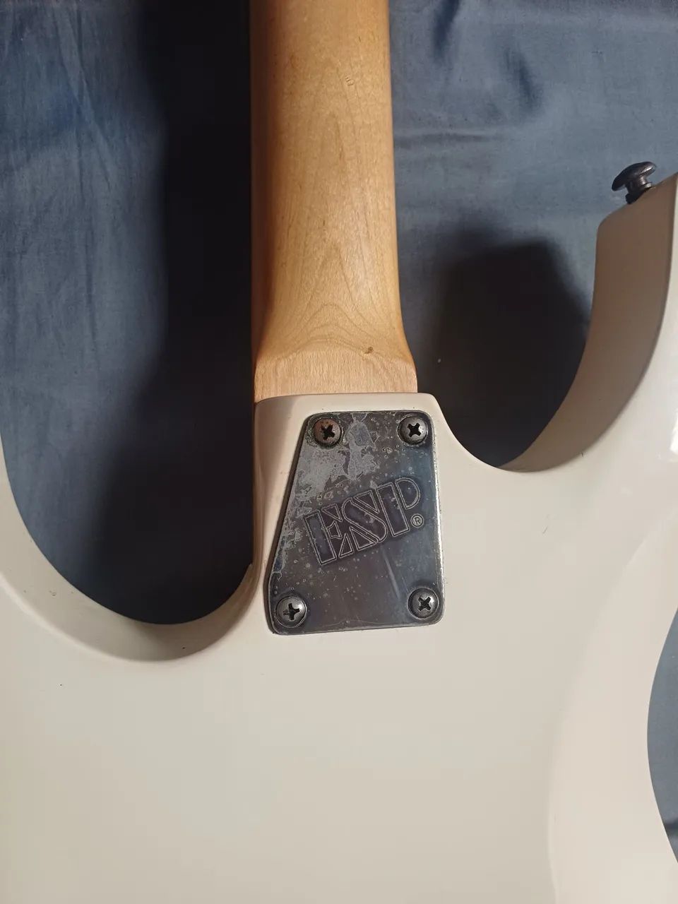 Guitarra LTD ESP  M10 - Foto 4