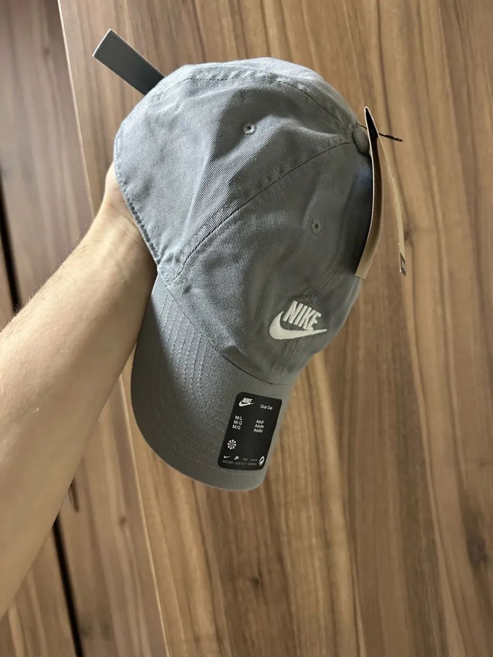 Boné Nike Cinza Novo