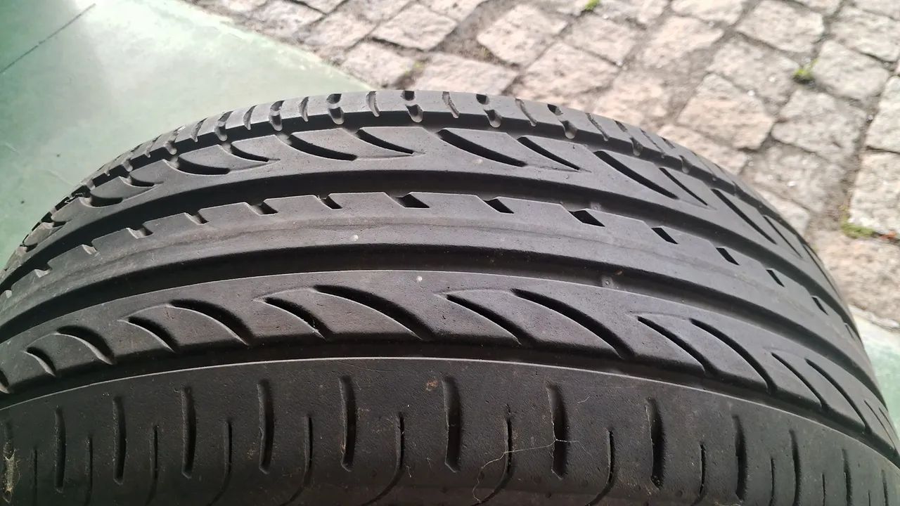pirelli p zero nero 225 45r18 95 - Foto 2