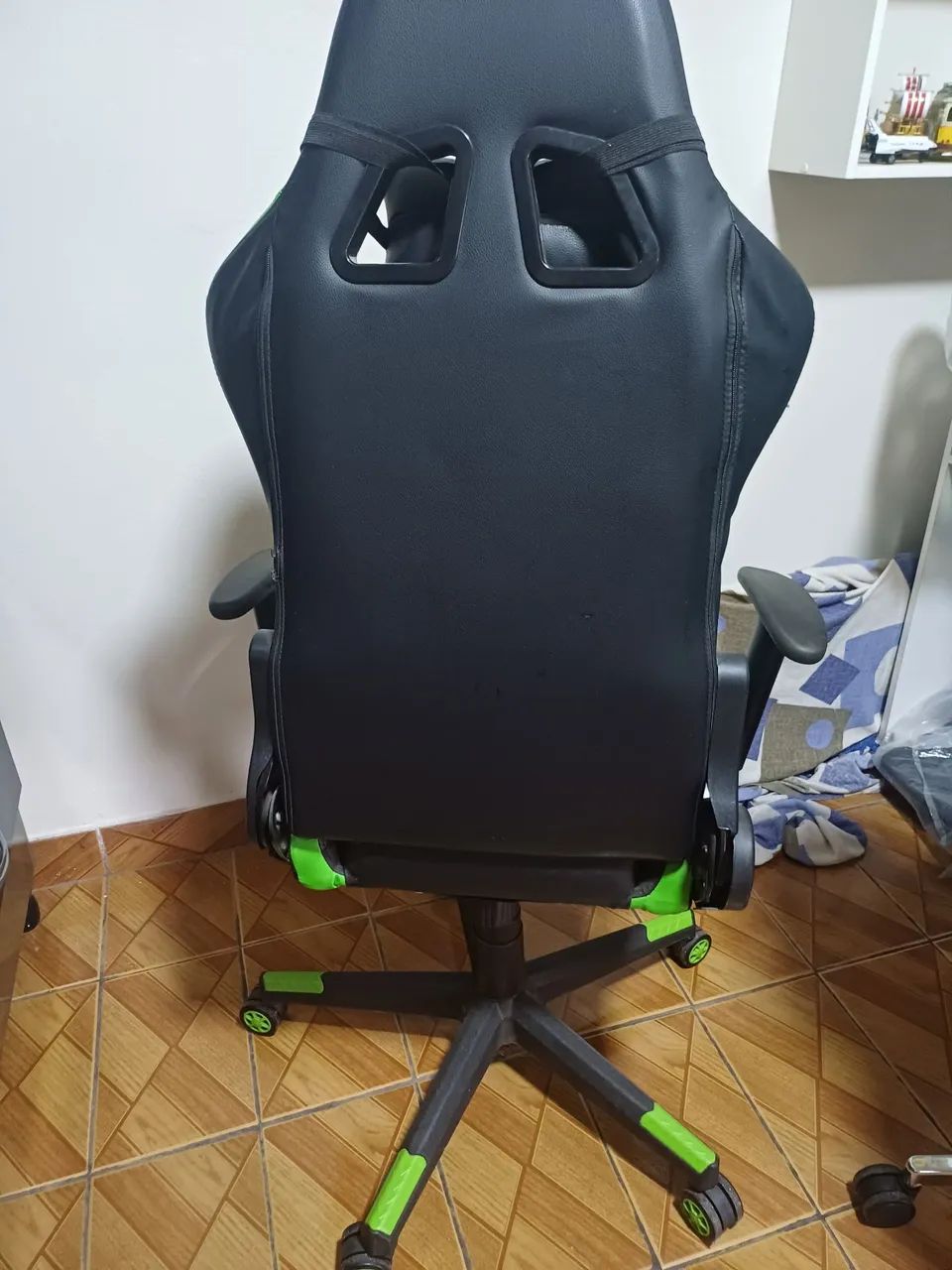 Cadeira Gamer Seminova - Foto 4