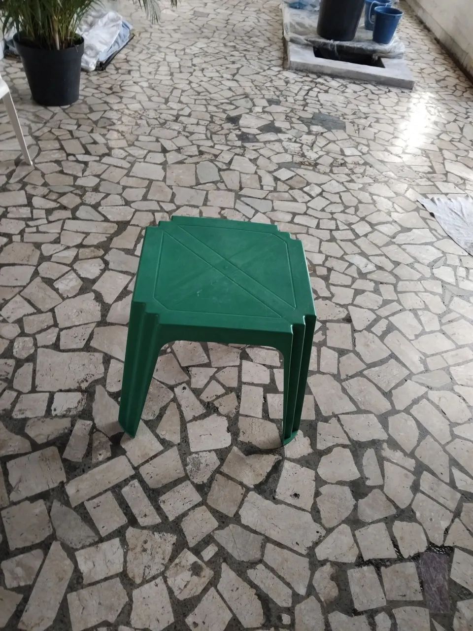 MESA PLÁSTICA PARA CRIANÇAS 