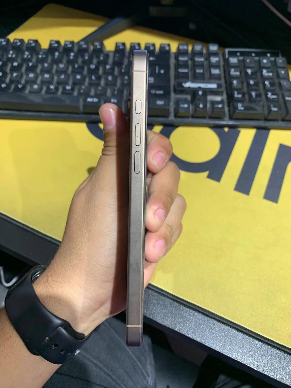 iPhone 16 Pro Max 256GB Desert - Foto 5