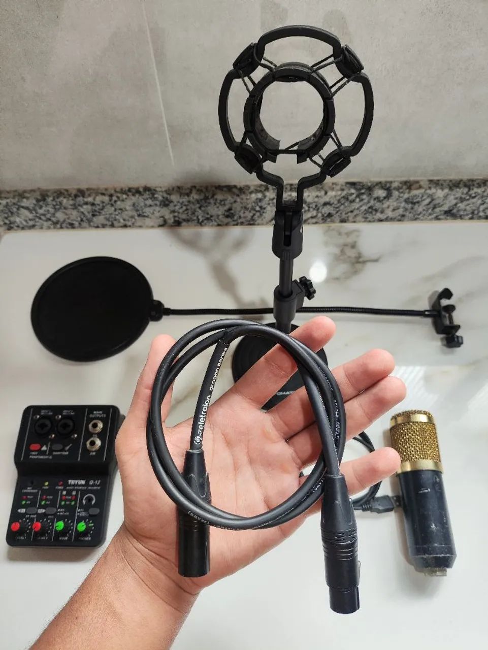 Microfone BM800 + Mesa Q12 + Braço + Pop Filter - Foto 4