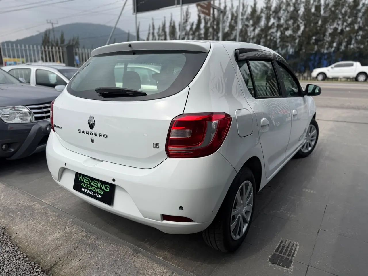 Renault Sandero Expression Hi-power 1.6 8V 5P 2015 - Foto 4