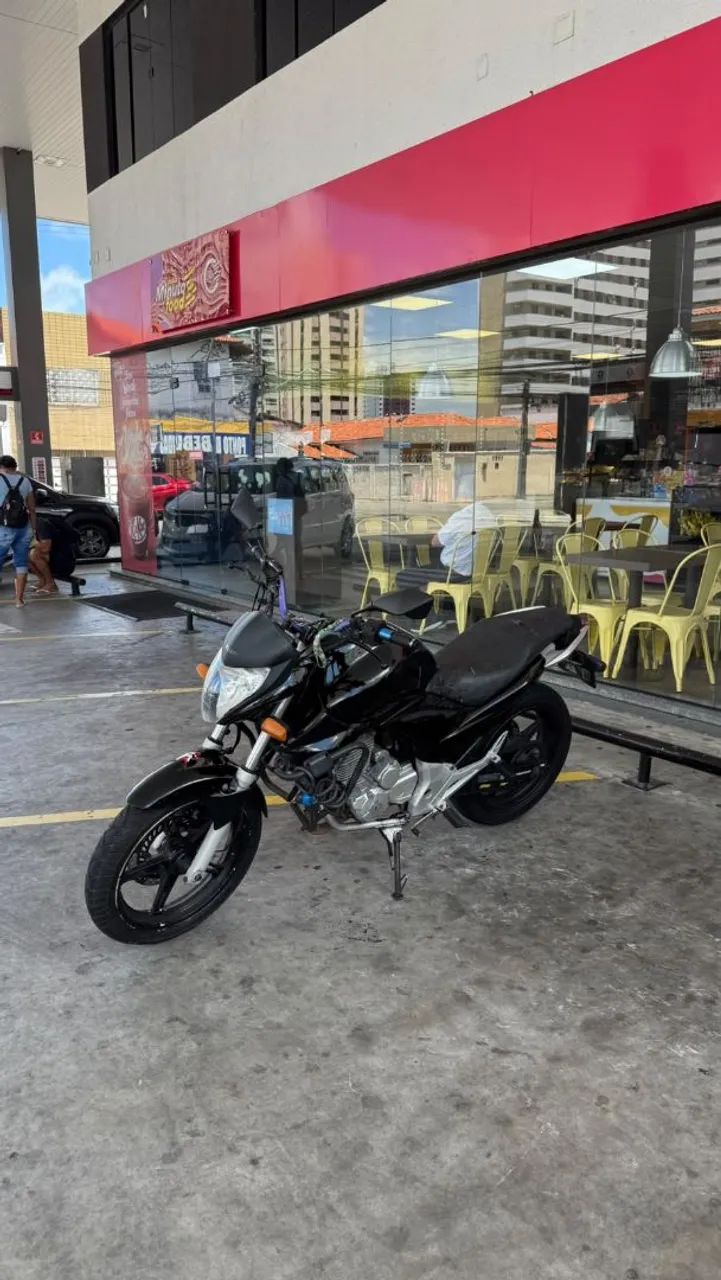 CB 300R 2015 - Foto 2